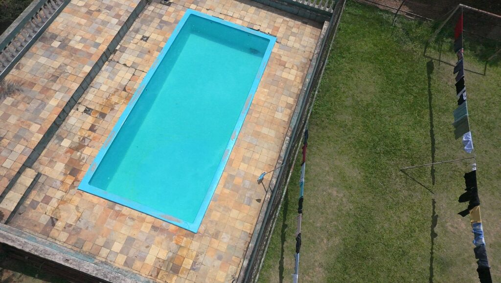PISCINA NOVA